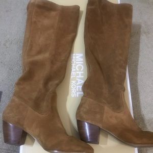 Micheal Kors boots